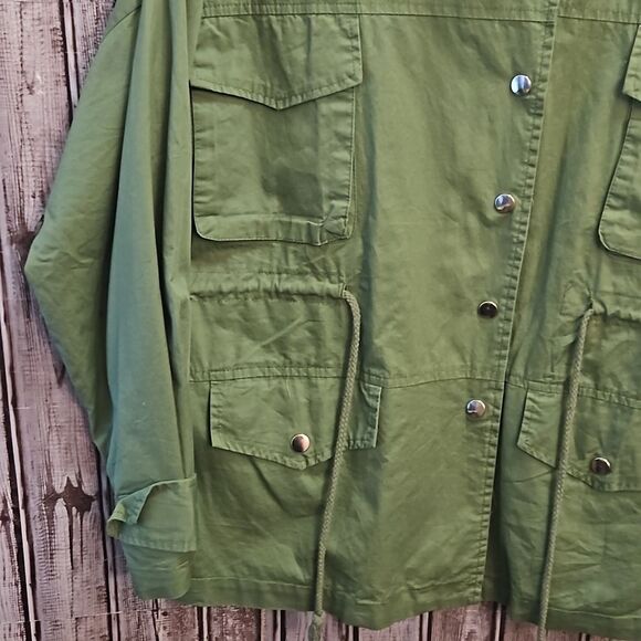 NWT Esther Army Green Anorak Jacket Medium - Picture 4 of 13